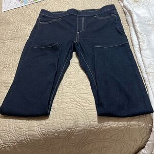 Leggings by Vera Vang